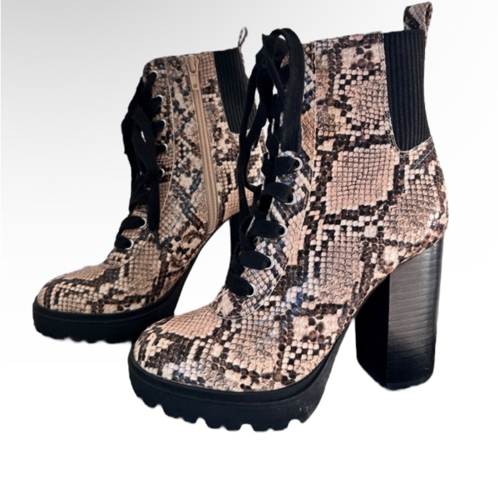 Chic Faux Snakeskin Platform Lace-Up Boots 5M Combat Style High Block Heel Size5